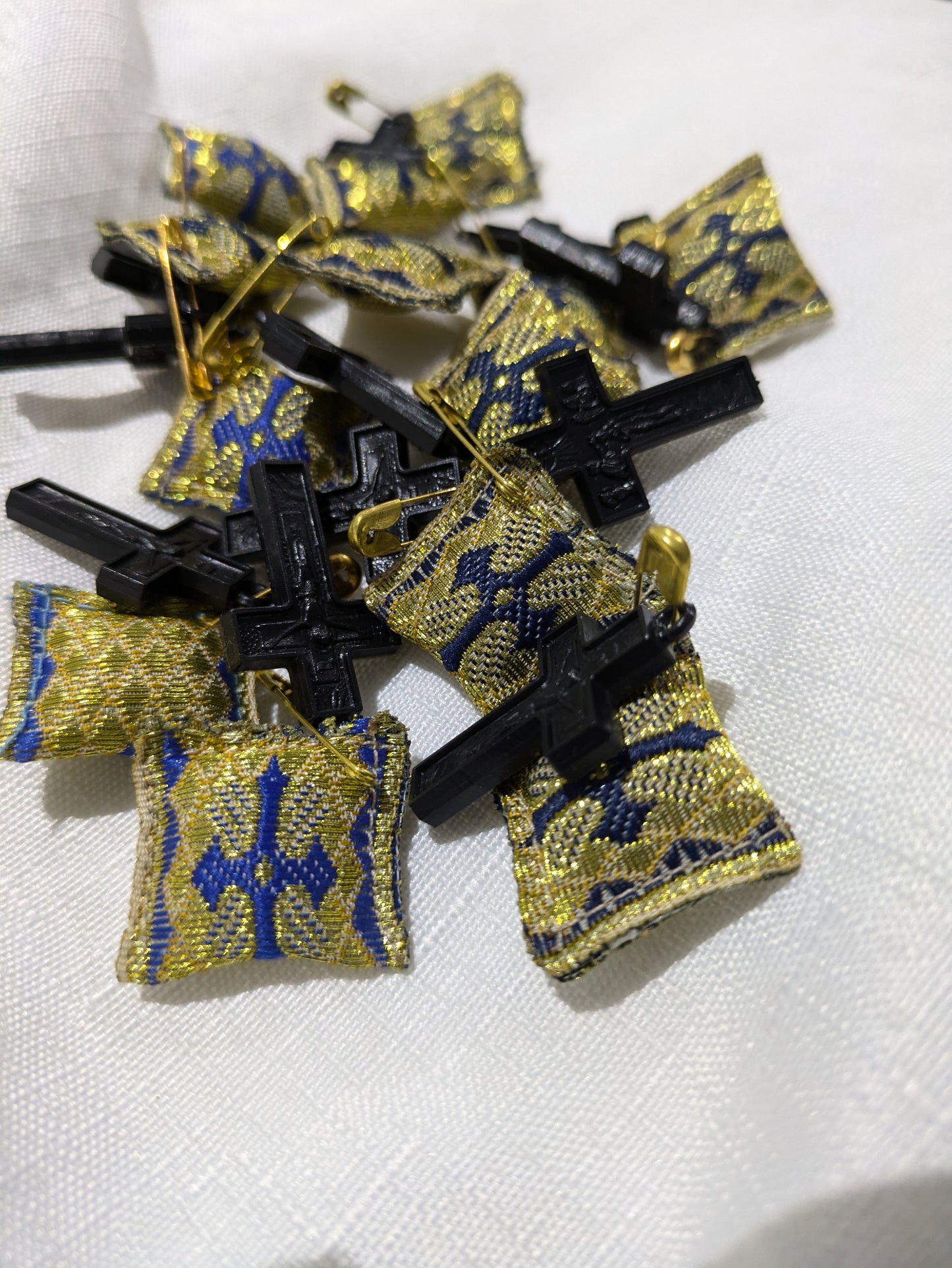Filaxto with Imaged Cross Charm