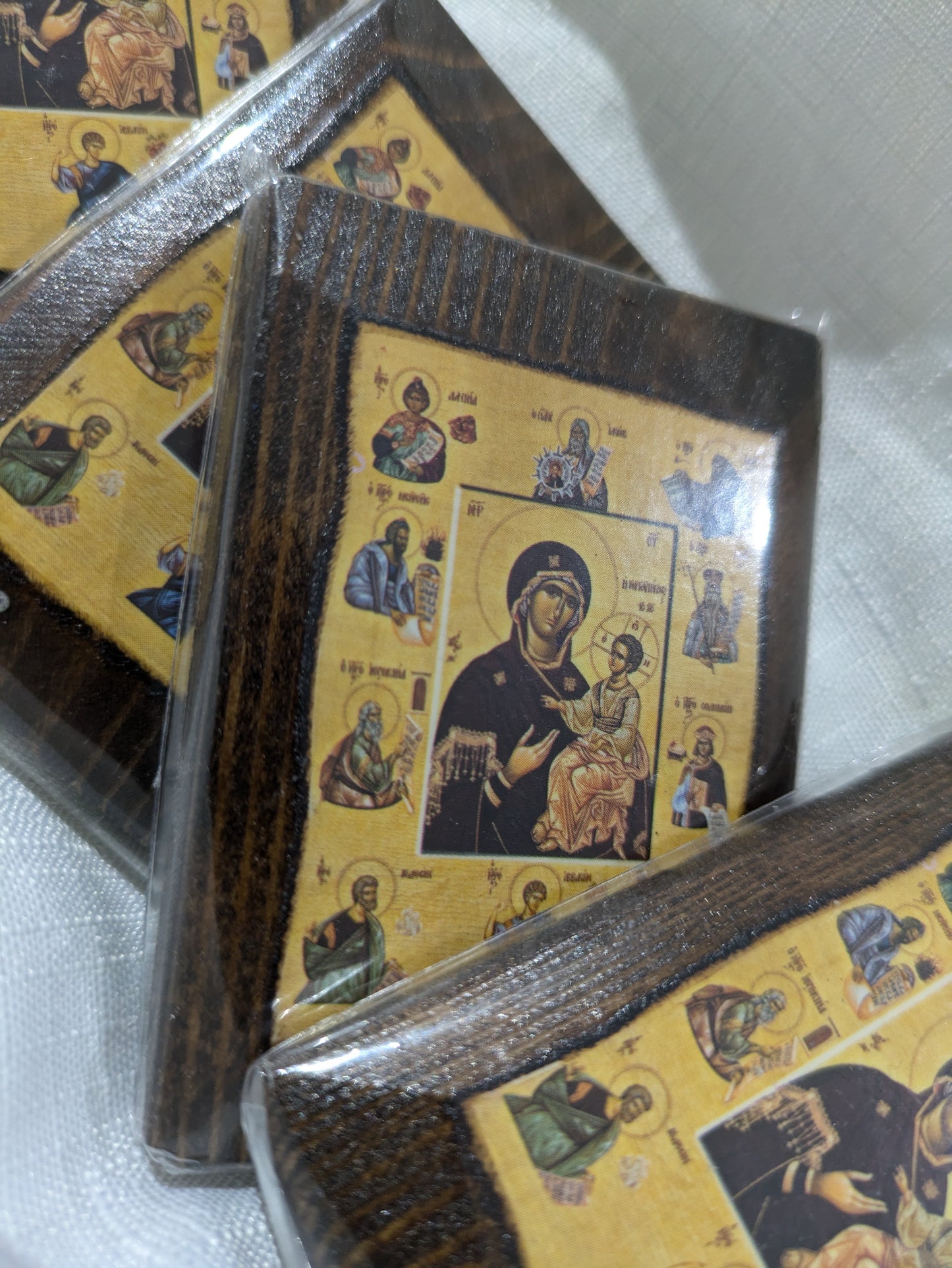 Saints Magnet