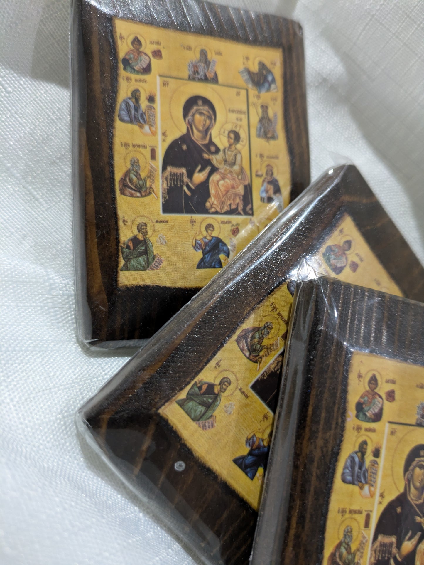 Saints Magnet