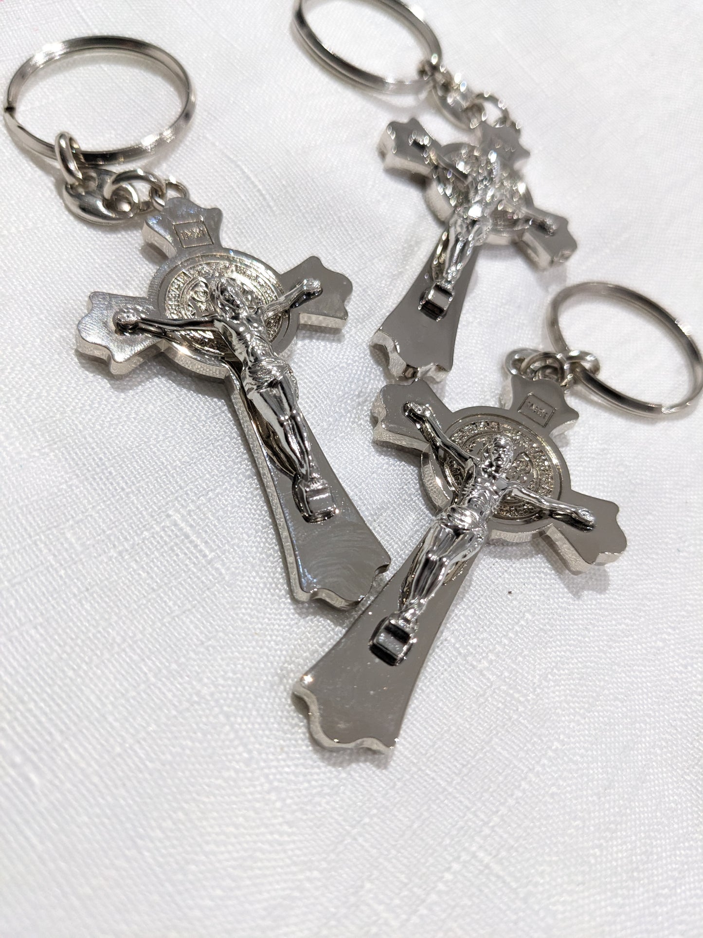 Solid Cross Keyring