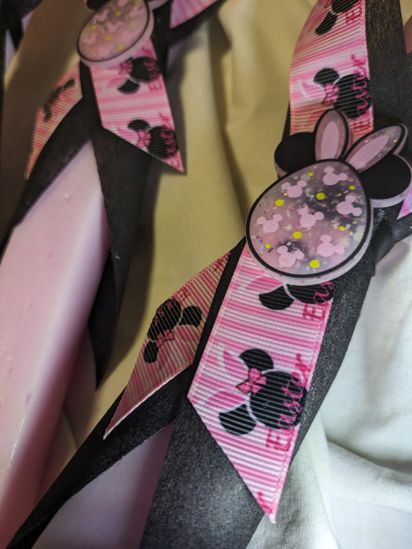 Easter Minnie Candle