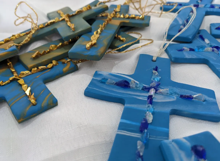 Pieces Blue
