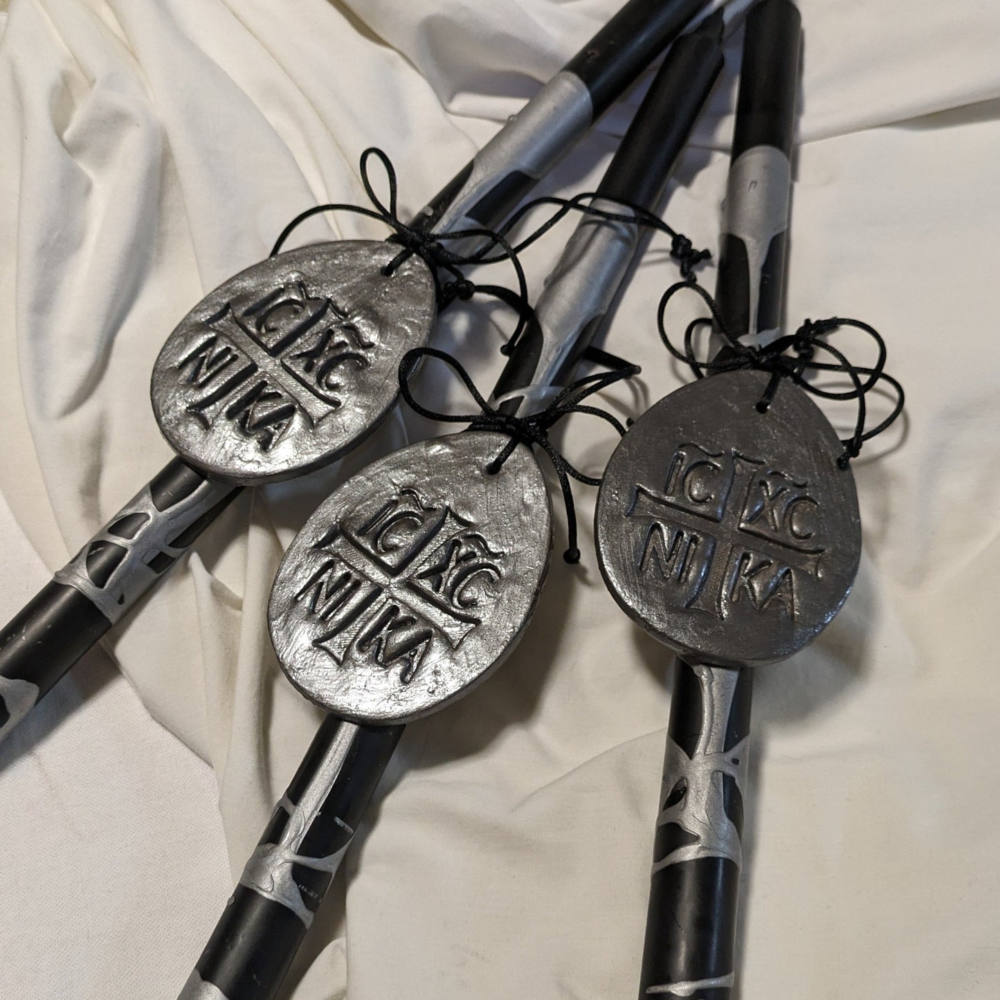 ICXCNIKA handpainted clay hanging candle