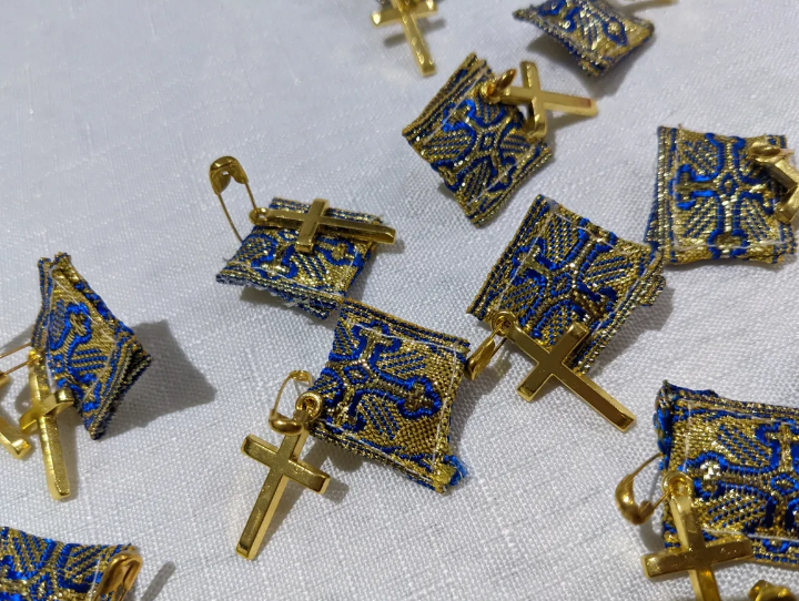 Filaxto with Cross Charm - Blue/Gold