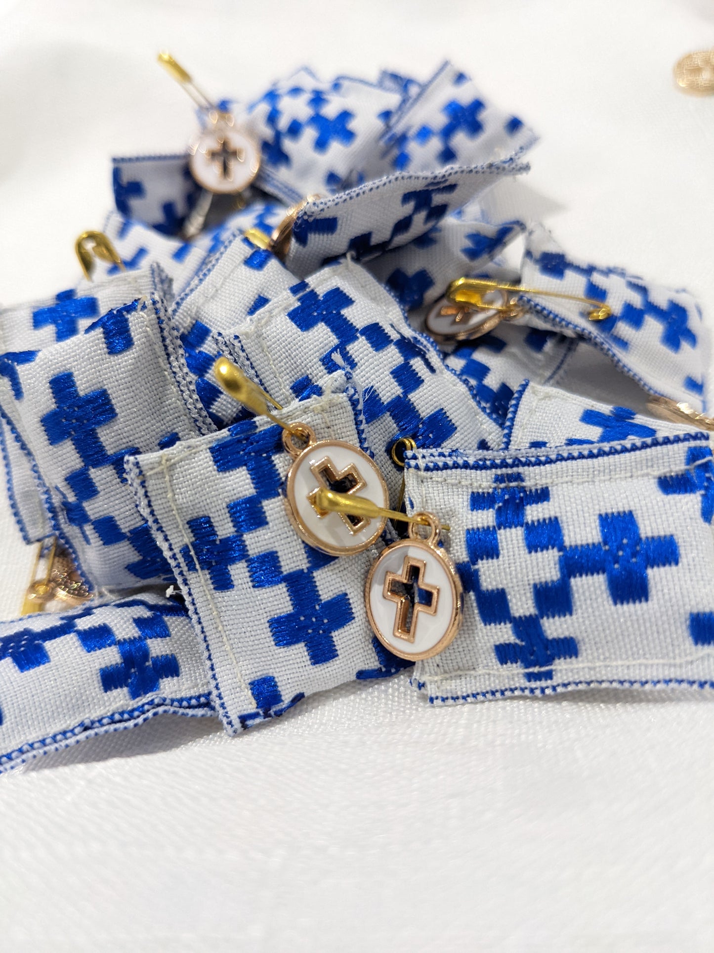 Patterned Cross Filaxto - White/Blue